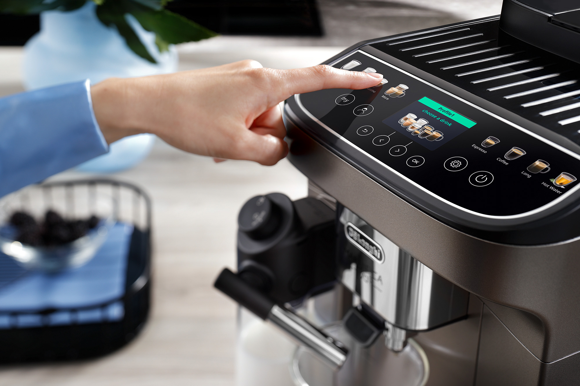 294634_DeLonghi_Magnifica Evo Next_feature01