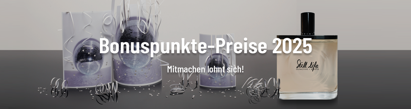 Entdecke Still Life von Olfactive Studio